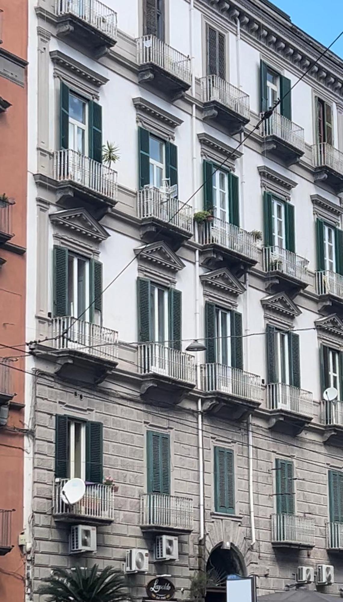Toledo's Family Bed & Breakfast Napoli