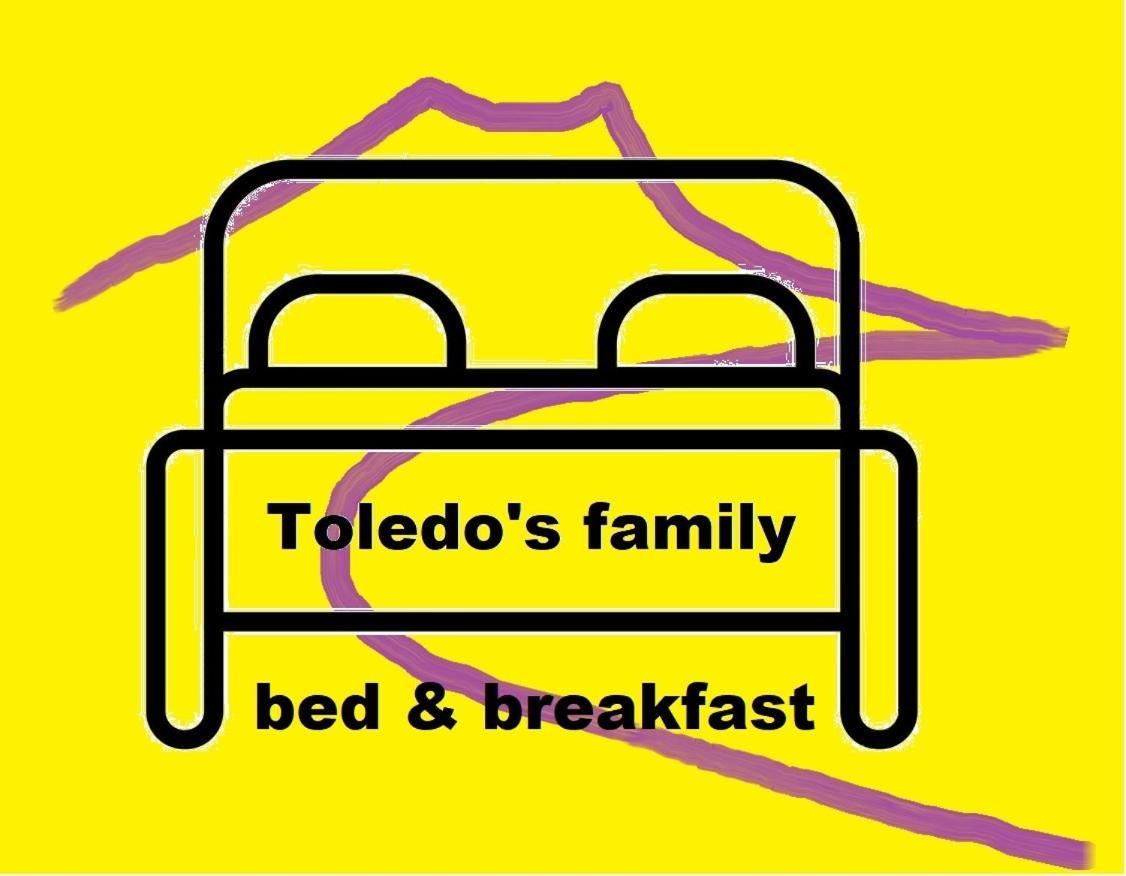 Toledo's Family Couette-café *