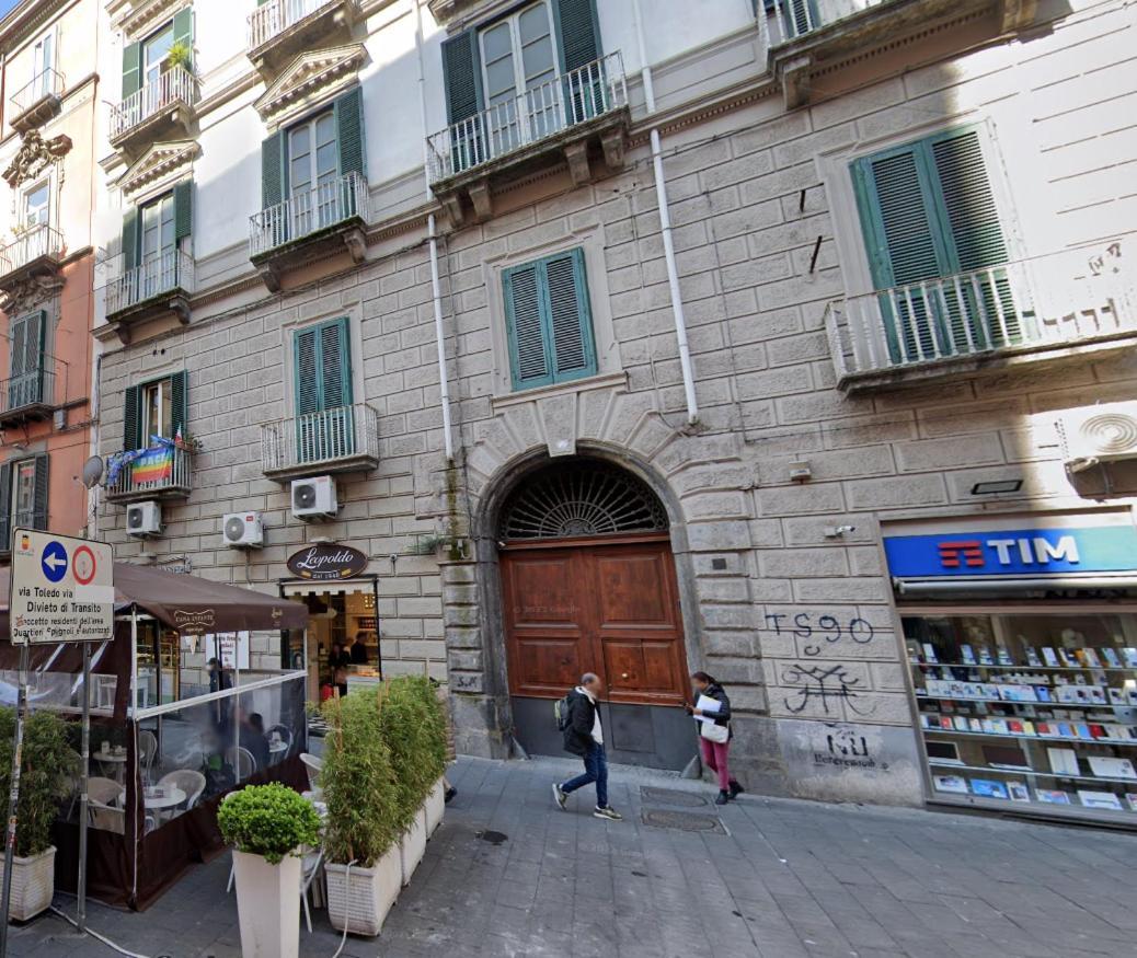 Toledo's Family Couette-café